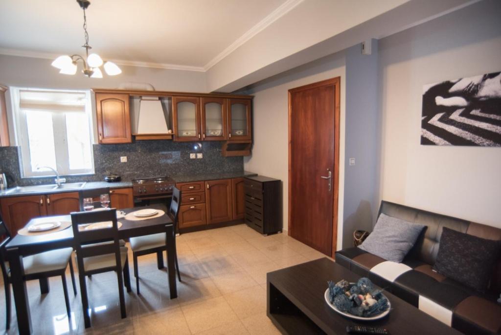Nicks Cosy Apartment Lefkada City Bagian luar foto