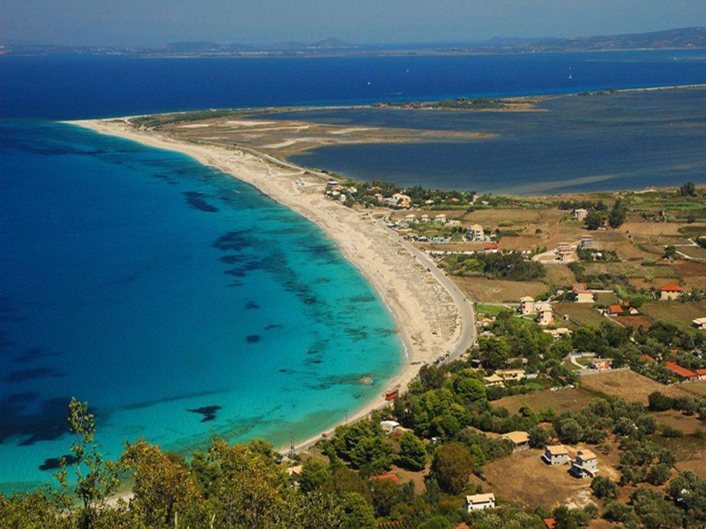 Nicks Cosy Apartment Lefkada City Bagian luar foto